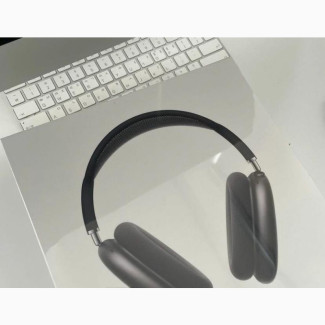 New Apple Airpods Max