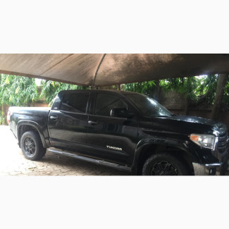 Toyota Tundra 2016 Black