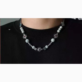 Stylish Neckpiece - Stand Out in Fashion