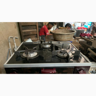 Red Glass Top Gas Cooker
