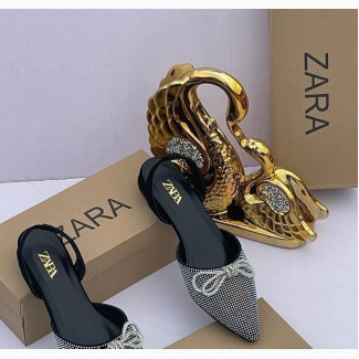 Ladies Flat Shoes