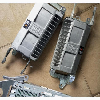 Toyota Venza and Lexus Es350 Amplifier