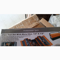 85pcs Tools Set With Melal Box 1/4 1/2