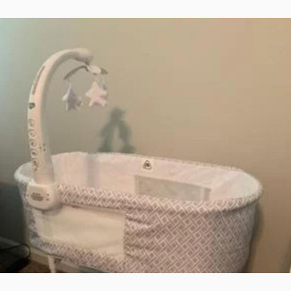 Sweet Slumber Bassinet