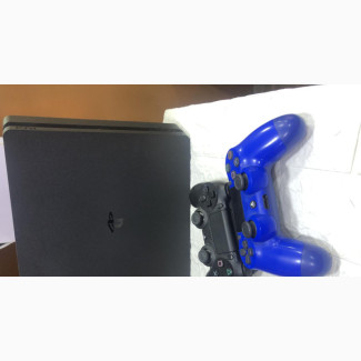 Slim Ps4 Console + 2 Controllers and Fifa23 Just Cause 3