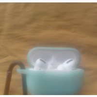 Apple Airpod PRO - Neat UK Used with MagSafe Charging Case