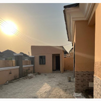 4bdrm Bungalow in Efab Queens, Gwarinpa for rent