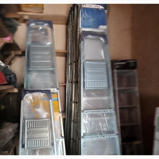 Aluminum Ladder - Strong and Durable