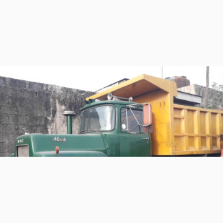 Mack Truck 10 Tyres 12 Valve Tipper