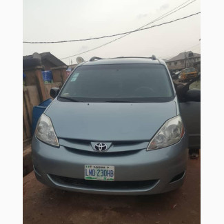 Toyota Sienna 2006 Blue