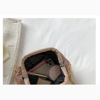Quality Medium Clutch