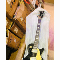 Singer Lead Guitar