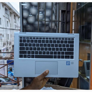 Laptop HP EliteBook 1030 8GB Intel Core I5 SSD 256GB