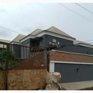 25feet by 100 Feet Half Plot on a Secure Gated Strt.N14.5m