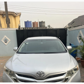 Toyota Venza AWD 2010 Silver