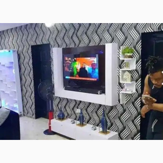 Buy and Install Trendy Wallpaper Designs for Home or Office