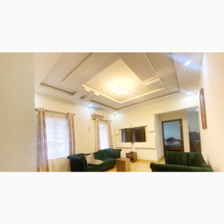 3bdrm Apartment in Shangisha, Magodo for sale