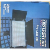 LED 600 Professional LED Light Kit