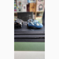 Ps4 Pro 1tb + 2 Pads + 10 Games - FIFA 20, Hitman 2, GTA V, God of War, and more