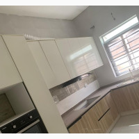 4bdrm Duplex in Orchid Road. Royal, Chevron for rent