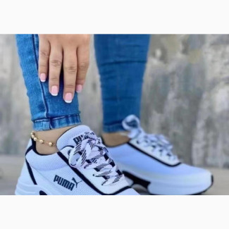 Ladies Sneakers - Nationwide Delivery