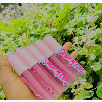 Shimmering Clear Lipgloss - Glossed by Nelly