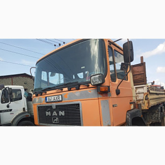Man Volks Tipper