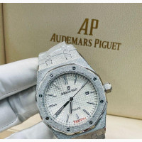 Audemars Piguet Luxury Chain Wristwatch - Brand New