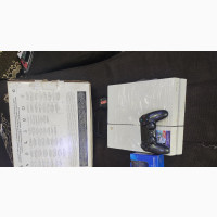 Hacked Ps4 Fat White (Open Box), 20games, 2 Good Pads