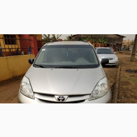 Toyota Sienna LE 2009 Silver