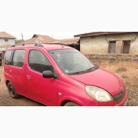 Toyota Yaris 1.4 2002 Red
