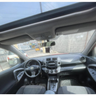 Toyota RAV4 2.5 Limited 4x4 2011 Red