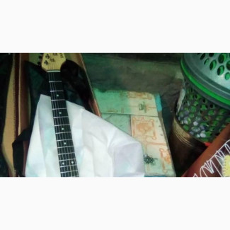 4 Strings Active Bass Guitar