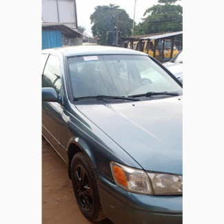 Toyota Camry LE 2021 Blue
