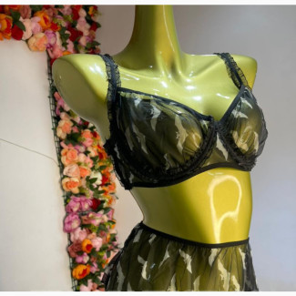 Brand New Shein 2 Piece Bralette and Short Lingerie - XL Size