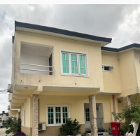 4bdrm Townhouse/Terrace in Lekki Gardens Phase, Abraham Adesanya