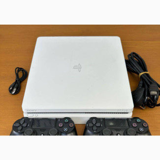 Super Neat UK Used Ps4 Slim With 2 New Pads