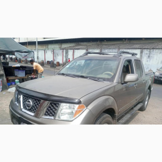 Nissan Frontier 2006 Gold