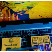 E-cigarettes ( Rechargeable Vape)