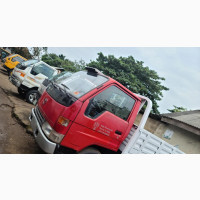 Toyota Dyna 200 Followed Come Body 4Y Engine