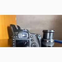 Camera With Lens 24-105