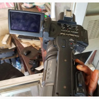 Sony DSR-PD170 DVCAM Video Camera - Used