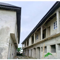 A Complete 18 Flats for Sale