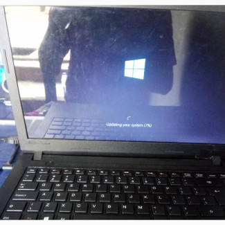 Laptop Lenovo IdeaPad 100 4GB Intel Celeron HDD 140GB