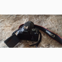Canon D700 With Follow Come Charger