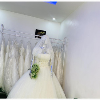 Herrlich Bridal