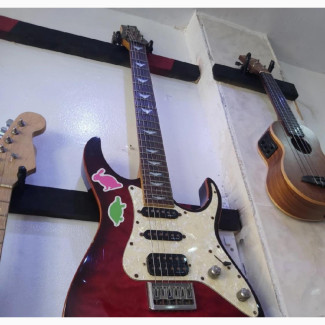 Schecter Super Strat Guitar - Electric Guitars