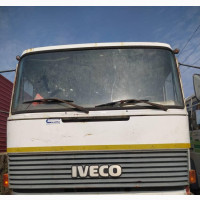 Iveco 12 Tone Hiab 8 Tyres Tokunbo