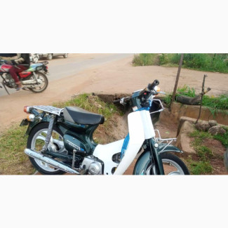 Honda 2010 Green - Clean and Reliable
