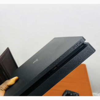 Clean Ps 4 Slim With Pad